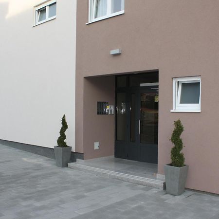 זאדאר Apartments Hills מראה חיצוני תמונה