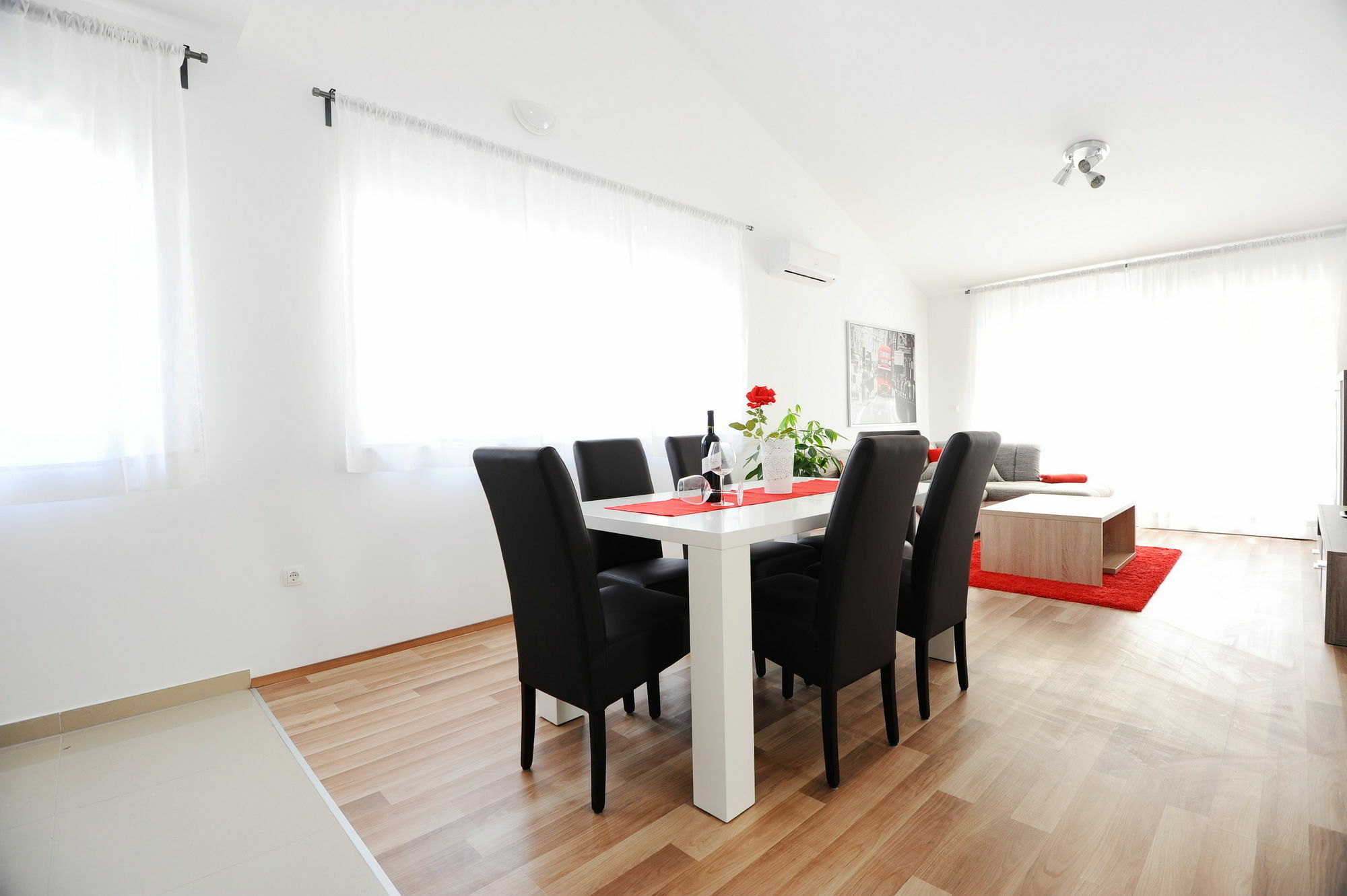 זאדאר Apartments Hills מראה חיצוני תמונה