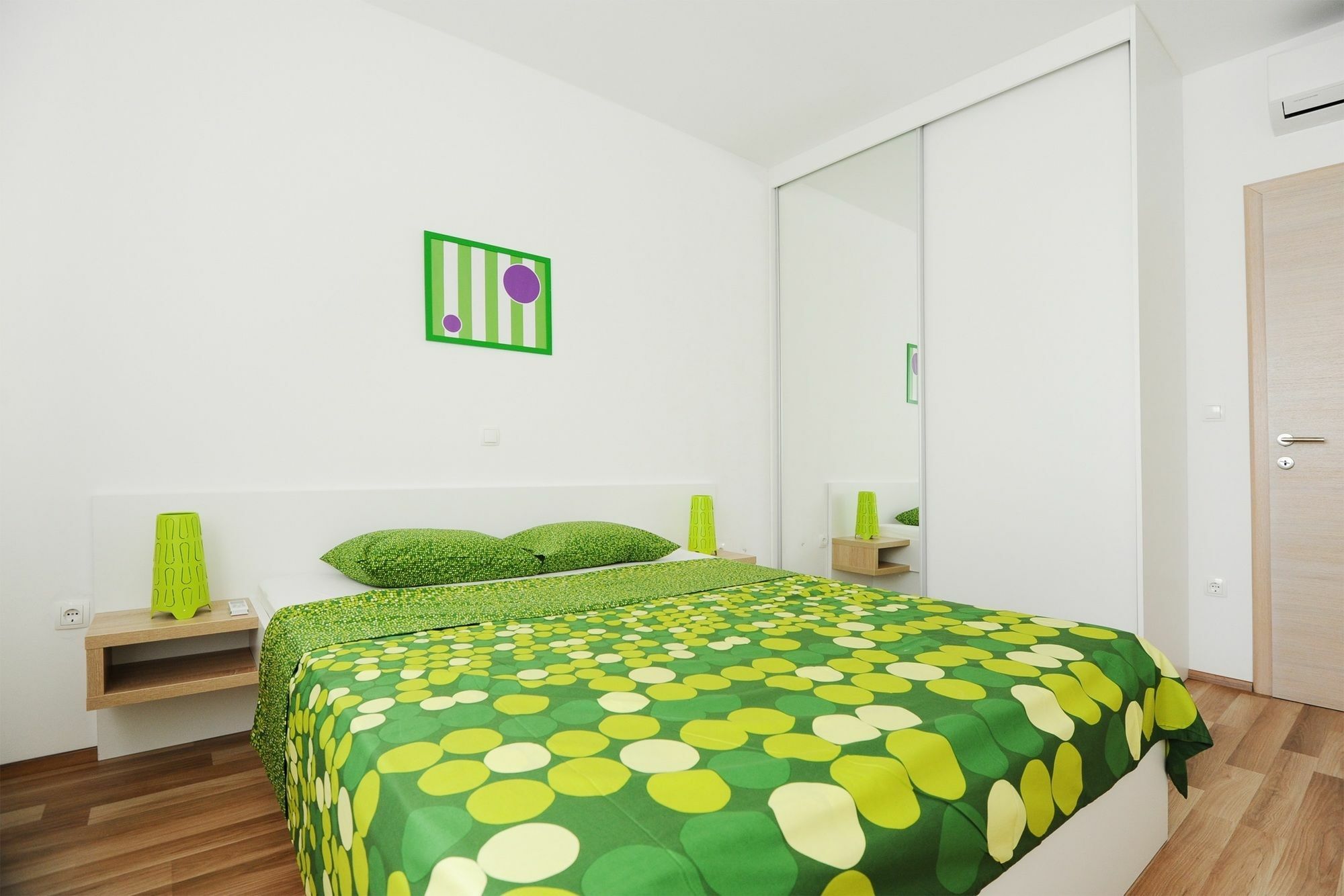 זאדאר Apartments Hills מראה חיצוני תמונה