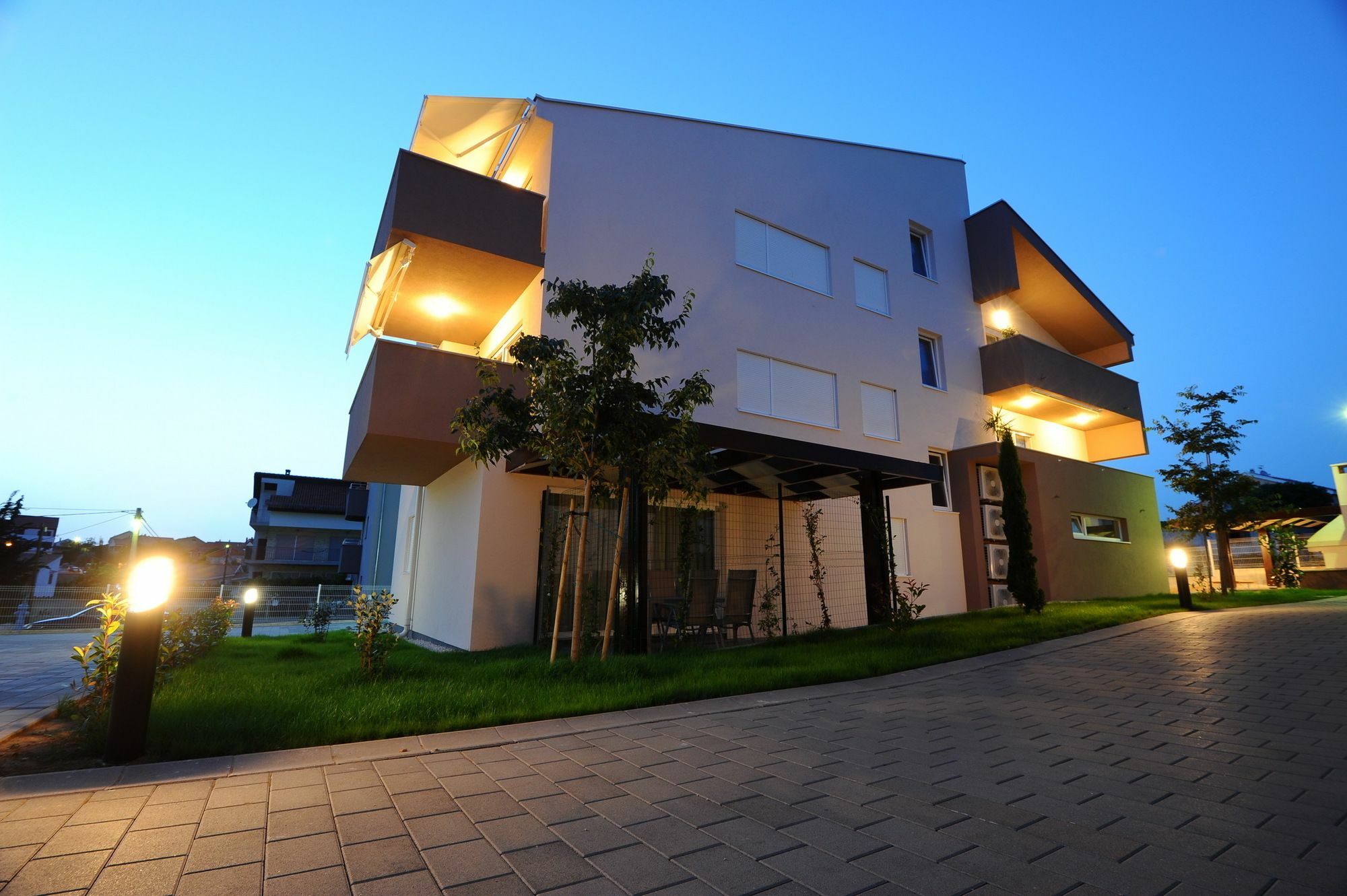 זאדאר Apartments Hills מראה חיצוני תמונה